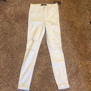 White Hollister High-Rise Super Skinny Jeans
